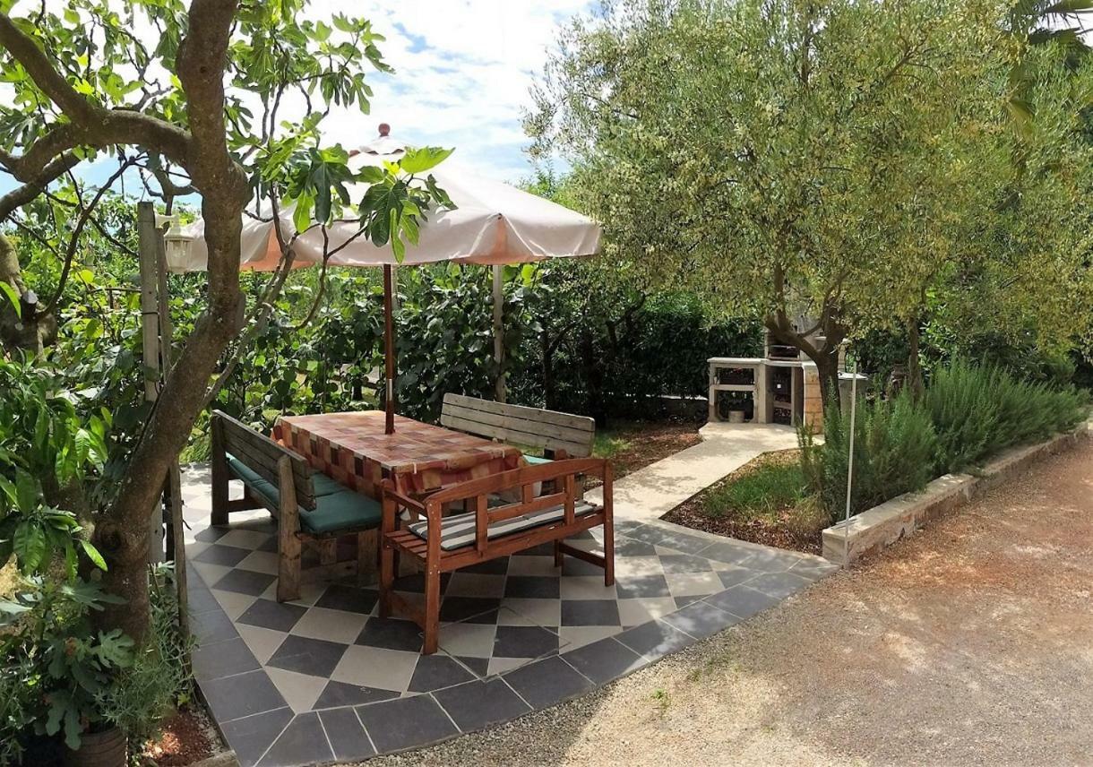 Apartments Markelj Lovrečica Kültér fotó