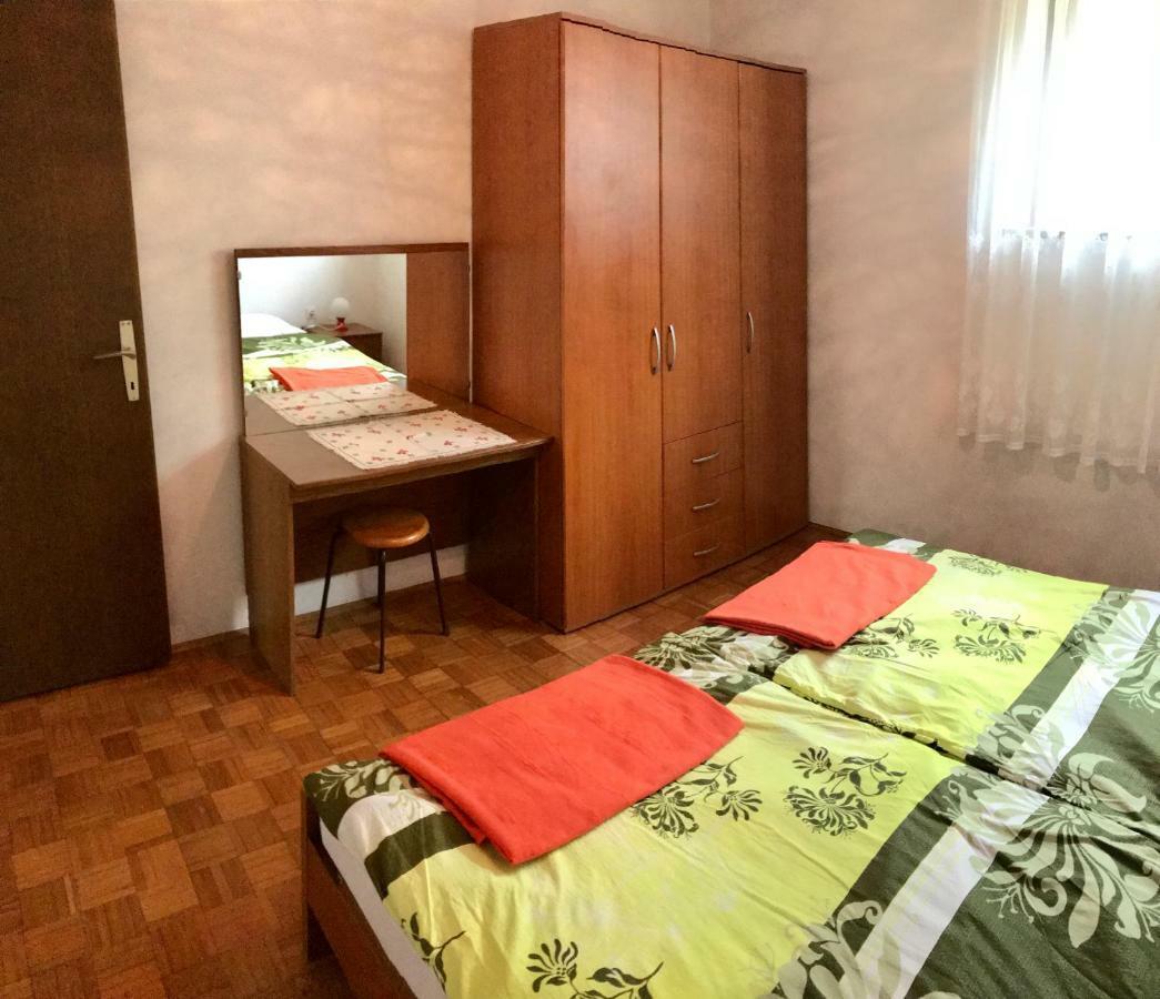 Apartments Markelj Lovrečica Kültér fotó
