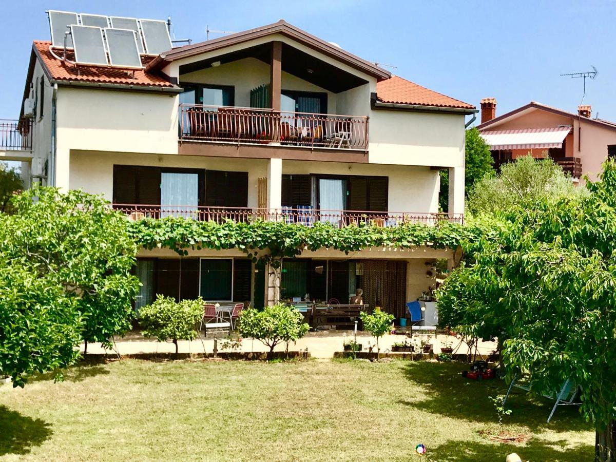 Apartments Markelj Lovrečica Kültér fotó
