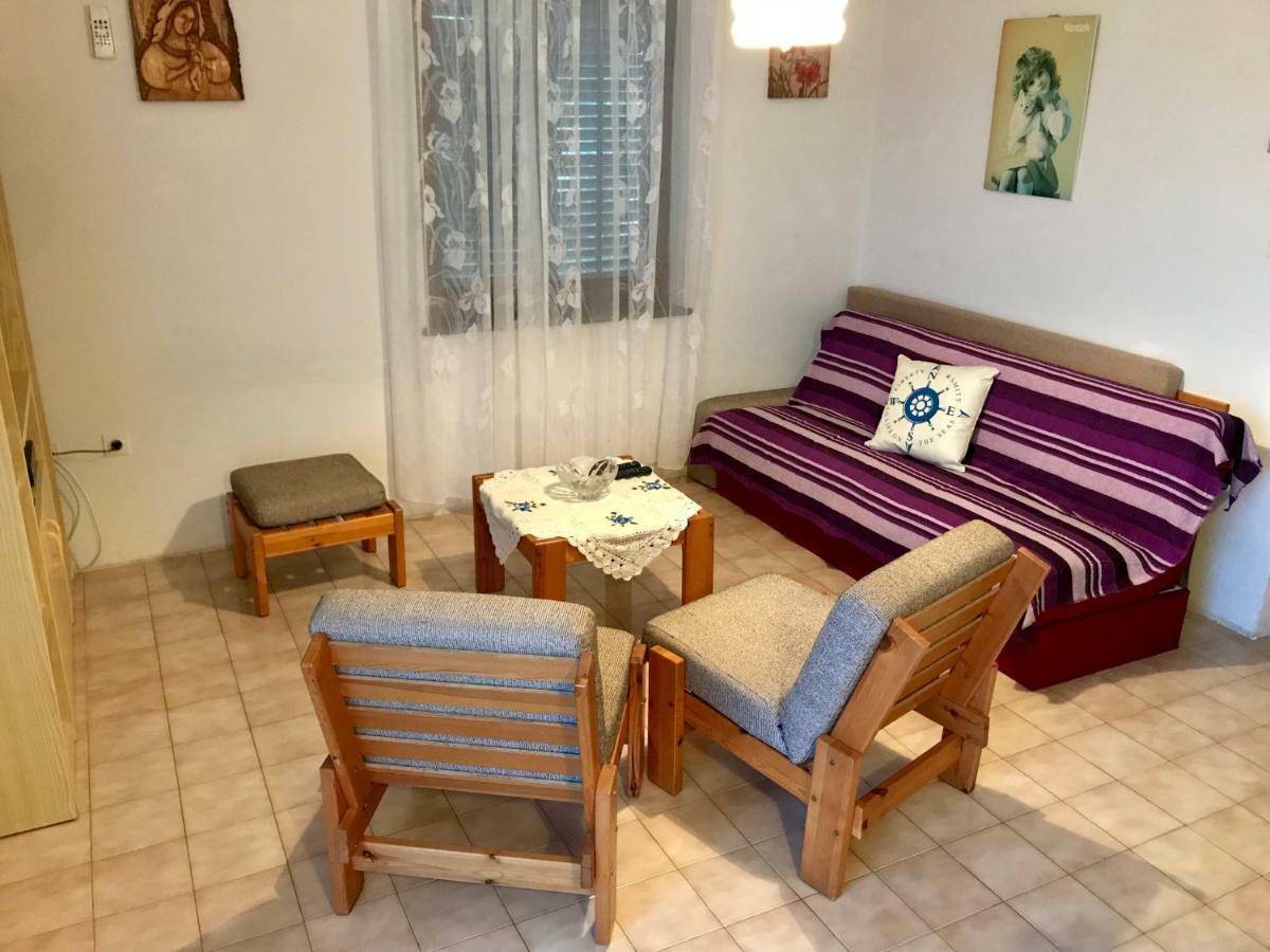 Apartments Markelj Lovrečica Kültér fotó